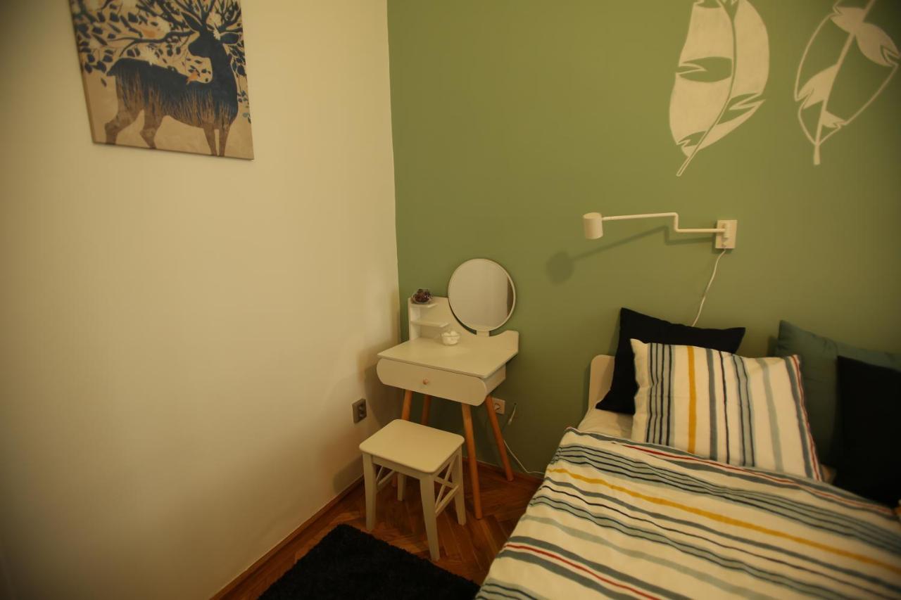 Ferienwohnung Castle Courtyard Hideaway Budapest Exterior foto